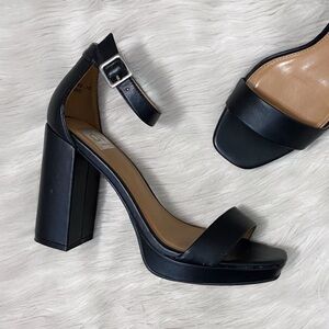 Dolce Vita Black Faux Leather Platform Pumps Ankle Strap Open Toe Ibbie Heels